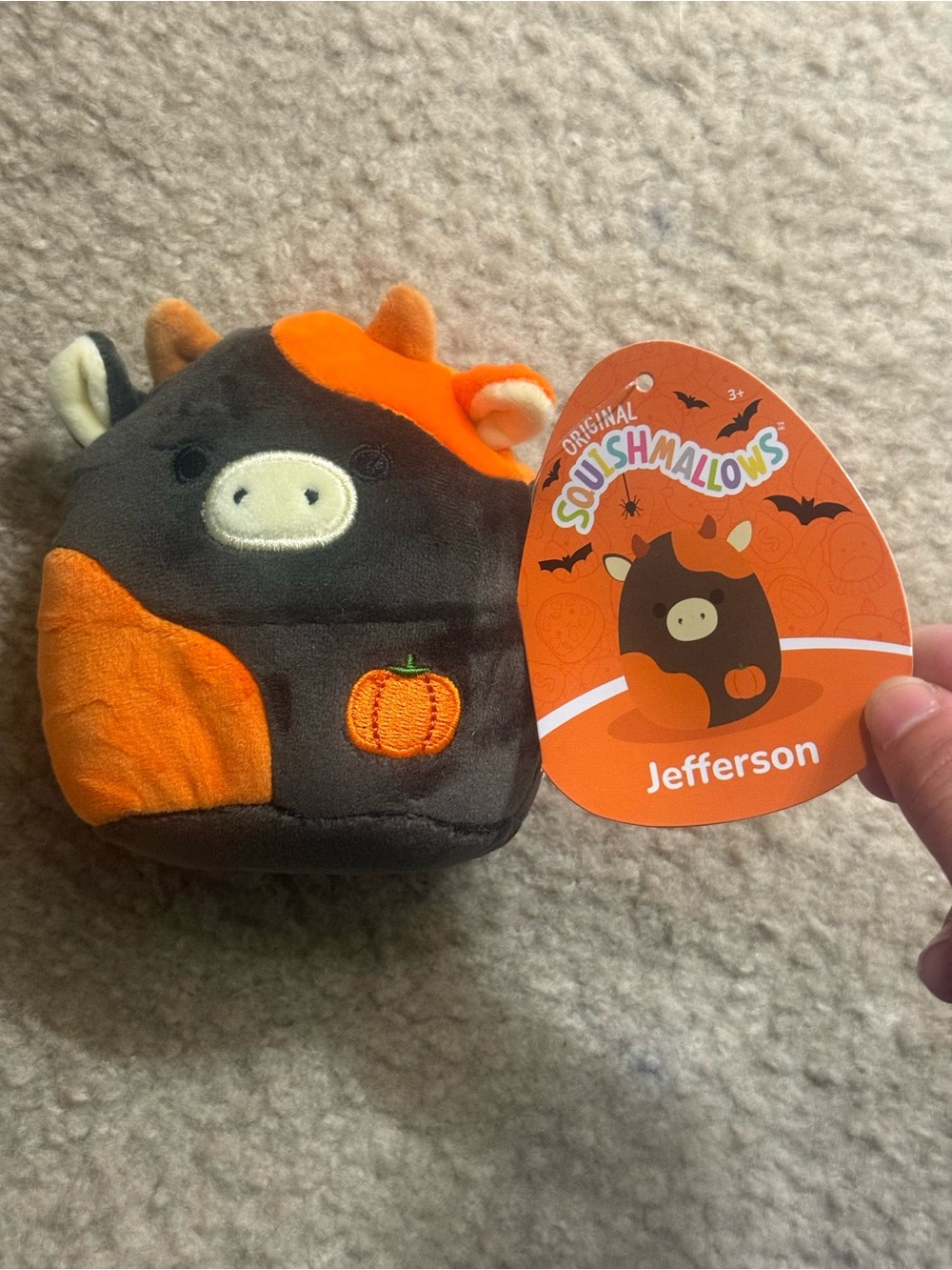 Squishmallows Halloween 2026 - Jefferson the Cow (5 inches)